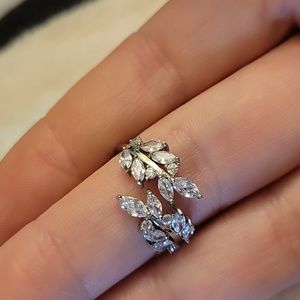3/$20 size 6 palm leaf ring